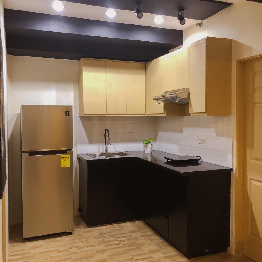 Hotel Ambiance, Spacious 2-Bedroom Condo In Qc マニラ市 エクステリア 写真