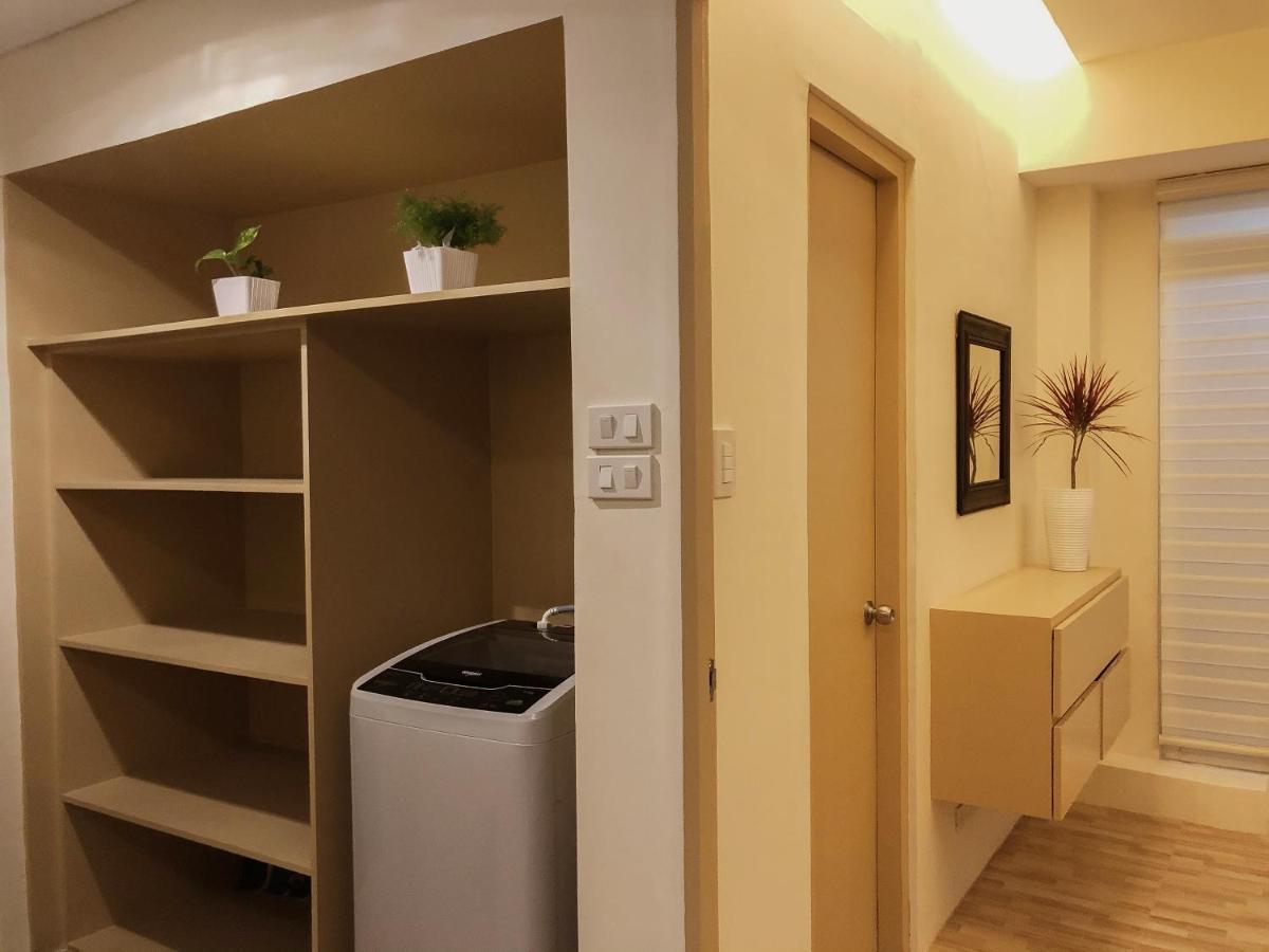 Hotel Ambiance, Spacious 2-Bedroom Condo In Qc マニラ市 エクステリア 写真